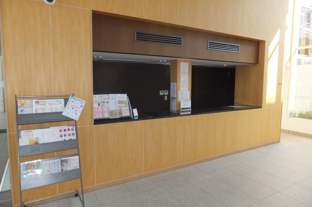 Entrance. Common areas