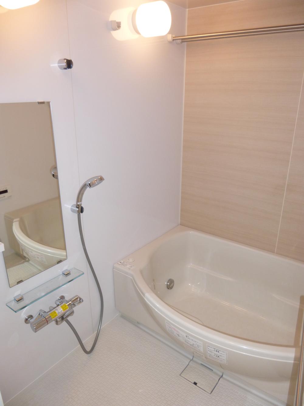 Bathroom. Bathroom (12 May 2013) Shooting