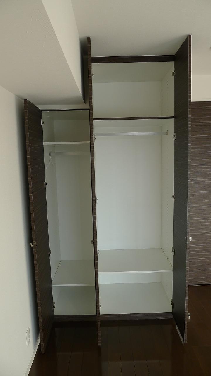 Other Equipment. According to the store products, You can change the height, etc. of the shelf.