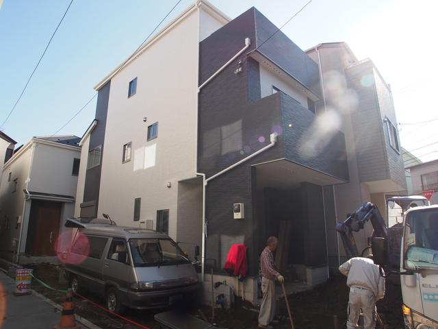 Local appearance photo