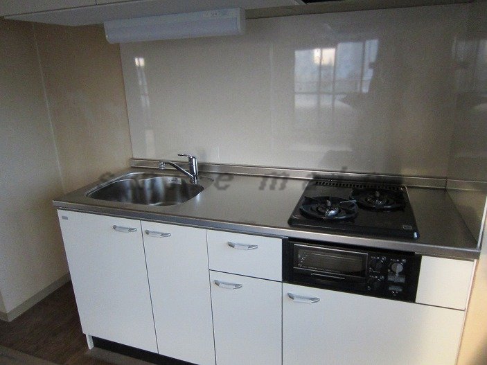 Kitchen. Property photo number posted on the Company's brokerage commissions half a month our HP
