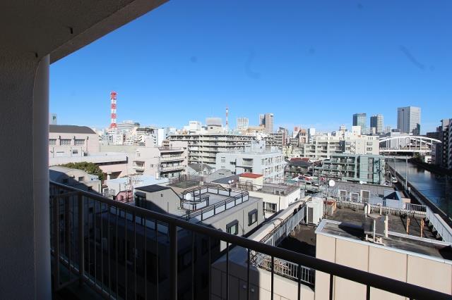 View photos from the dwelling unit. View from local