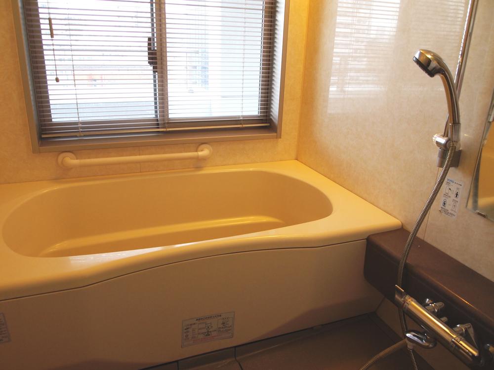 Bathroom. Indoor (11 May 2013) Shooting