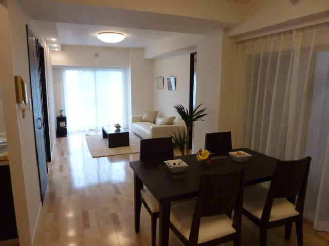 Living. Indoor (11 May 2013) Shooting