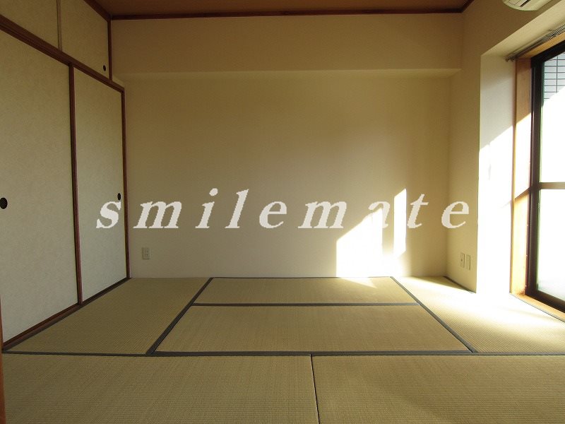 Other room space. Guests can relax purr because there is a tatami mat in LDK horizontal ☆ Used as a drawing room Allowed