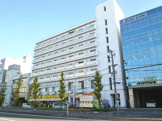 Local appearance photo. It is the location of Nishiyokohama Station 3-minute walk Is a 11-minute walk from the Kyoto multicolorfin rainbowfish Tobe Station