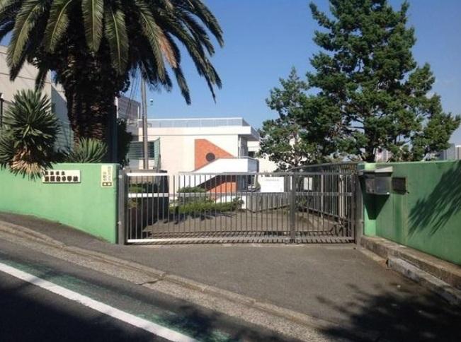 Primary school. Asamadai until elementary school 400m