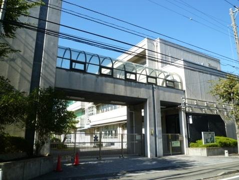 Junior high school. 550m to Okano junior high school
