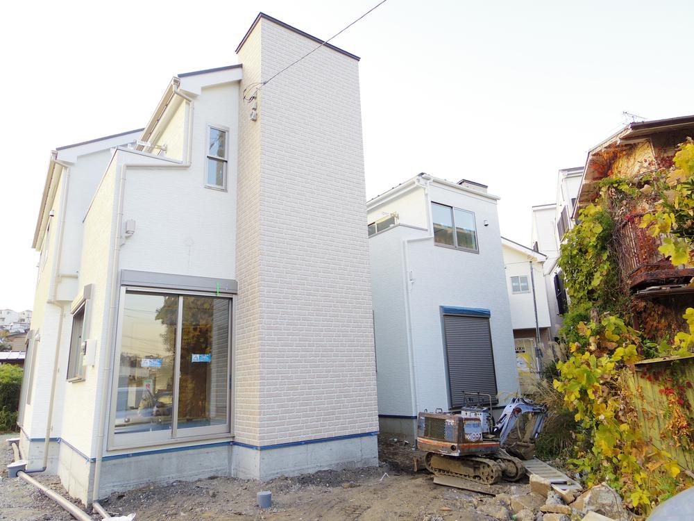 Local appearance photo. B ・ C Building site (December 2013) Shooting