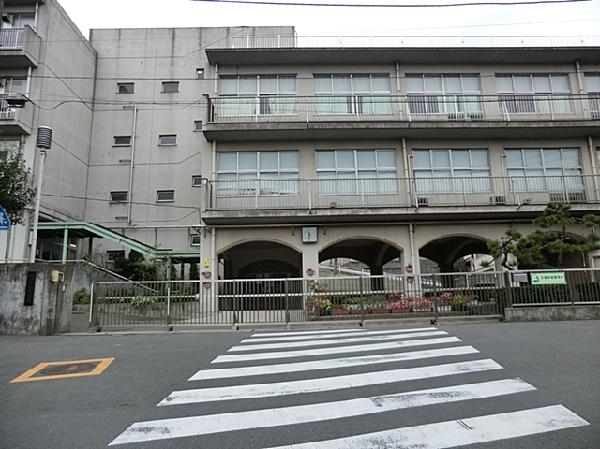 Junior high school. 1100m to Yokohama Municipal Oimatsu junior high school