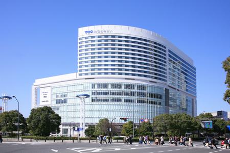 Shopping centre. Until the TOC Minato Mirai 811m