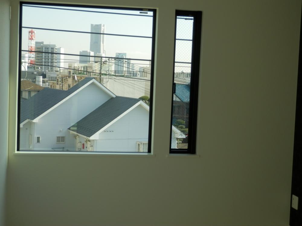 Building plan example (introspection photo). Indoor photo   Landmark Tower is seen from the Western-style of window!