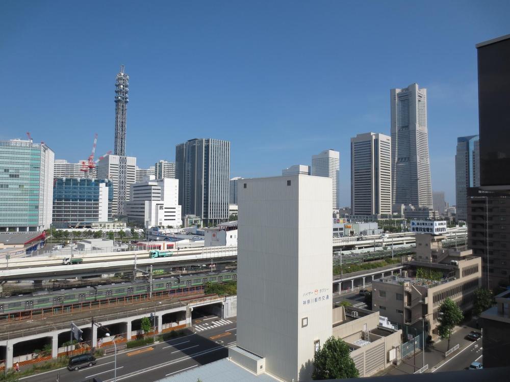 View photos from the dwelling unit. View from the site (August 2013) Shooting