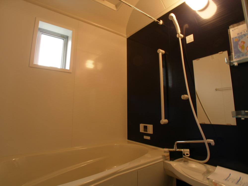 Same specifications photo (bathroom). ( Building) same specification