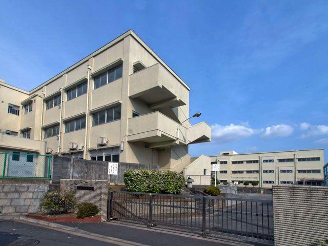 Primary school. 380m to Yokohama Municipal Toyoda Elementary School
