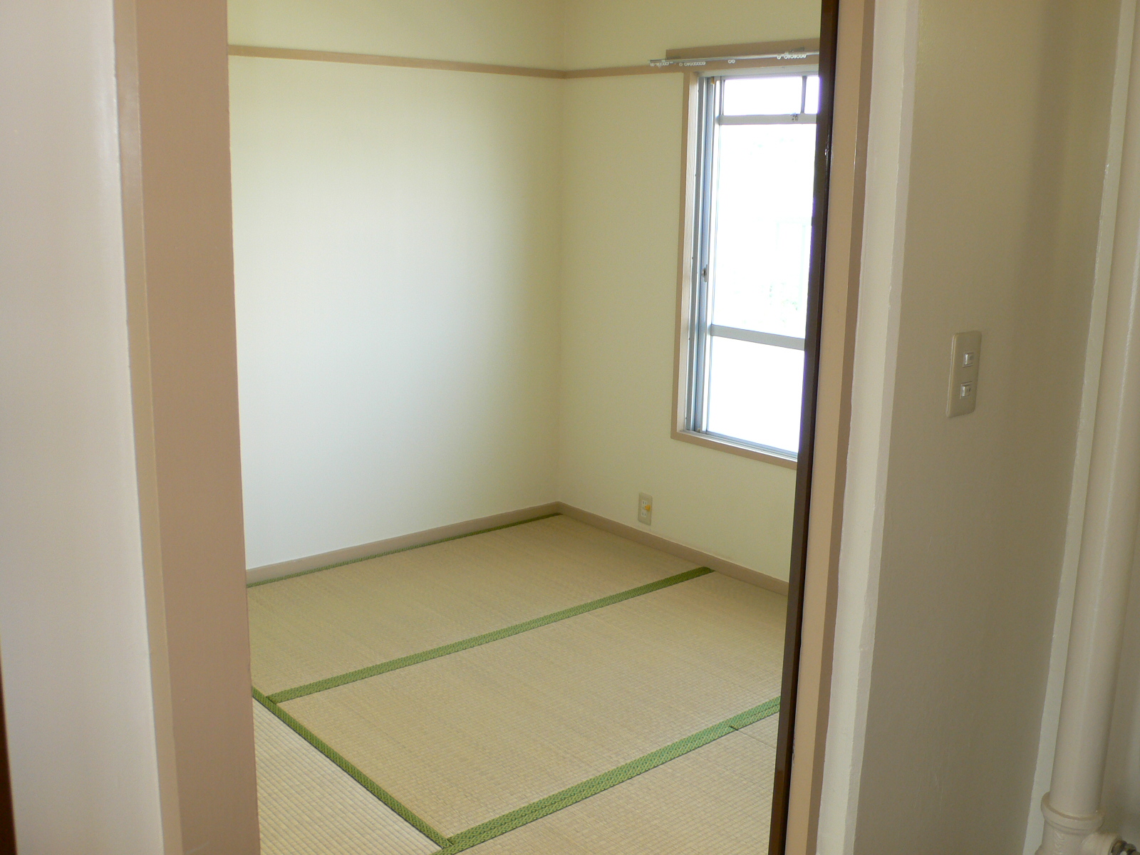 Other room space. Japanese-style room 4.5 tatami Photo is the same type ・ It is another dwelling unit.