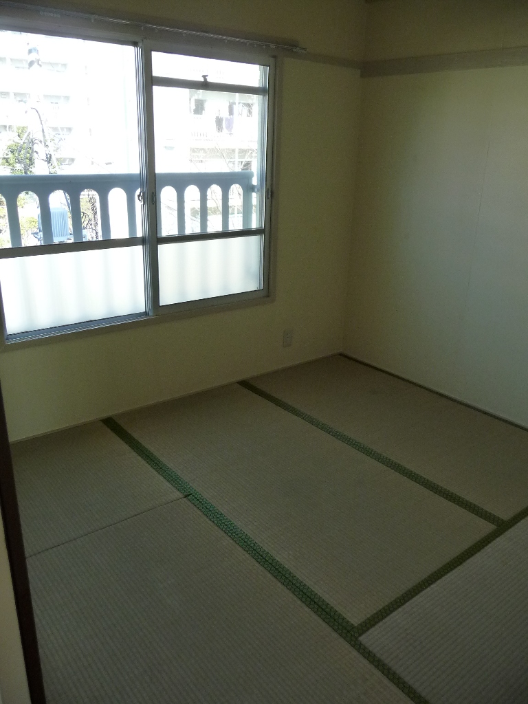 Other room space. Japanese-style room 4.5 tatami Photo is the same type ・ It is another dwelling unit. 