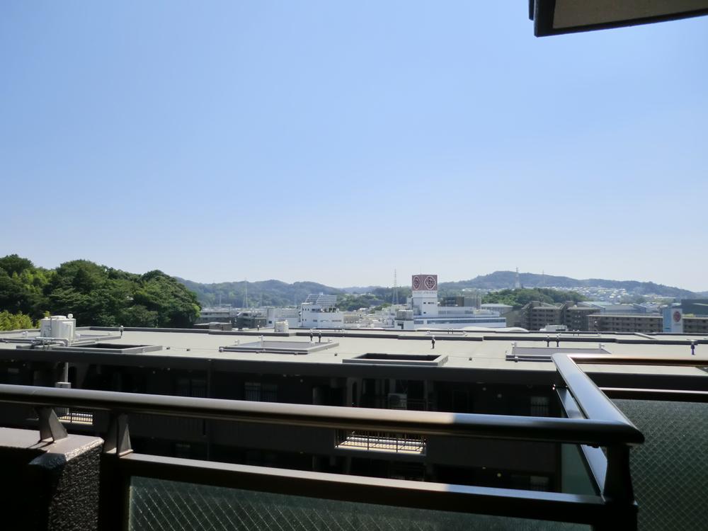 View photos from the dwelling unit. View from local (September 2013) Shooting