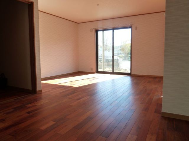 Living and room. Hiroi living 16 Pledge!