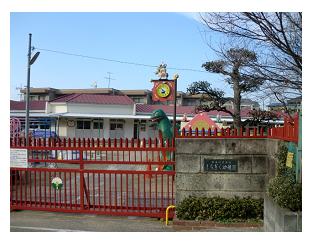 kindergarten ・ Nursery. Shiragiku until kindergarten 1976m