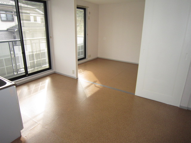 Living and room. DK ~ Western-style room