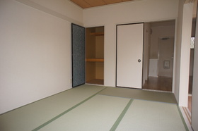 Living and room. Japanese-style room 6 quires