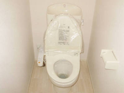 Toilet. Toilet (warm water cleaning toilet seat)