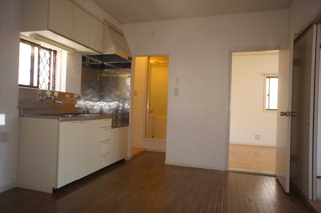 Other room space. DK6 Pledge