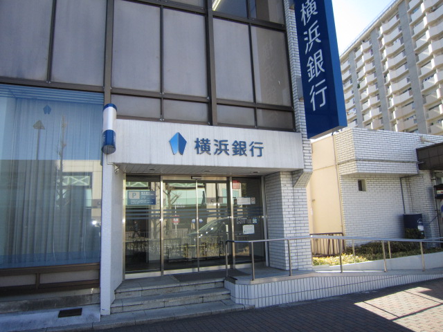 Bank. Bank of Yokohama Hongodai 908m to the branch (Bank)