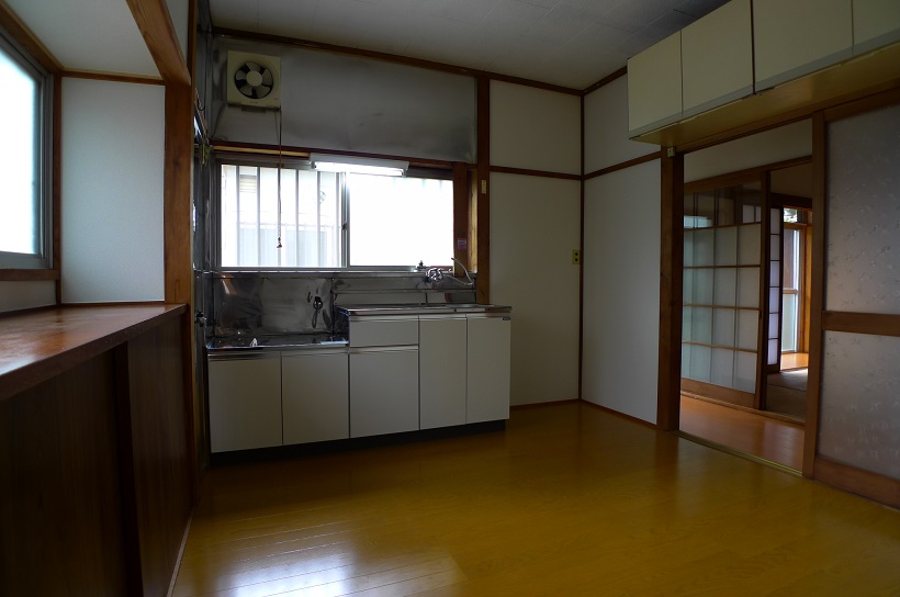 Kitchen. Two-sided lighting kitchen.