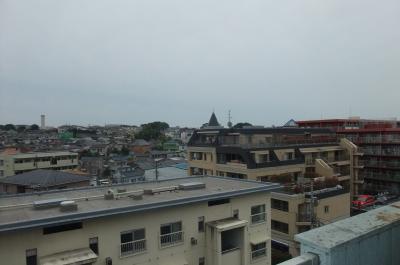 Balcony. There is nothing buildings blocking the front it will be the top floor 6th floor ☆ 彡