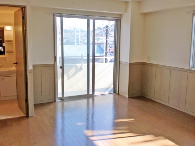Living and room