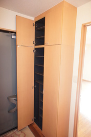 Entrance. Cupboard