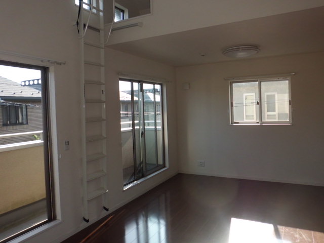 Other room space