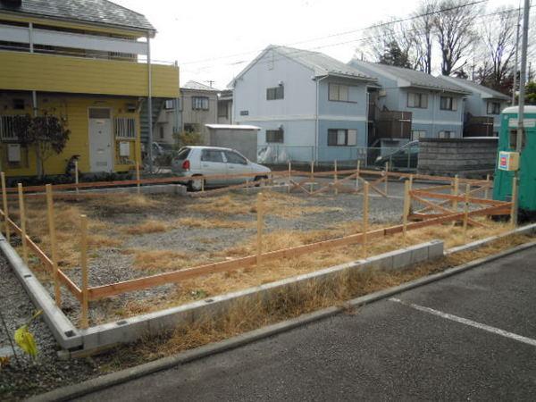 Local appearance photo. Local (12 May 2013) Shooting