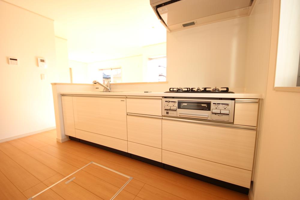 Same specifications photo (kitchen). This type of hanging cupboard is not attached. Sense of openness is different ne! All from 12 colors of variegated color of your best 1 also Please select! !