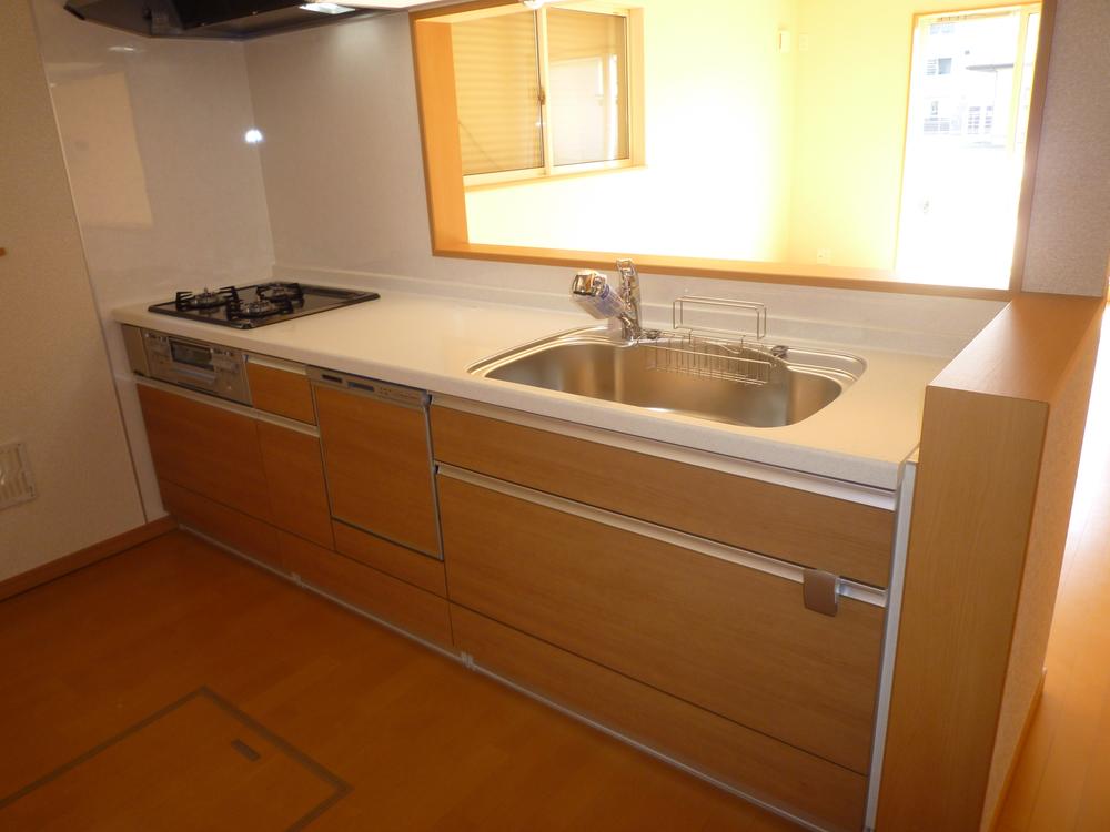 Kitchen. Dishwasher ・ Lift down with storage face-to-face kitchen