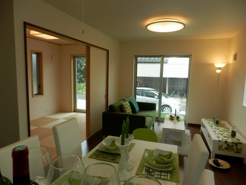 Living. Living (09 May 2013) Shooting