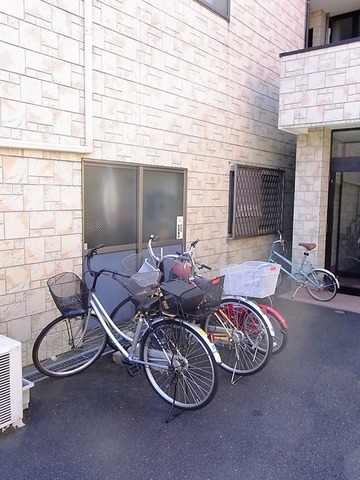 Other common areas. Place for storing bicycles