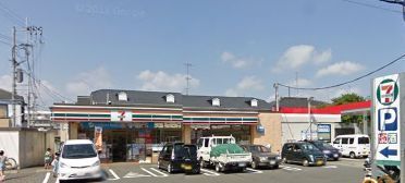 Convenience store. 521m to Seven-Eleven (convenience store)