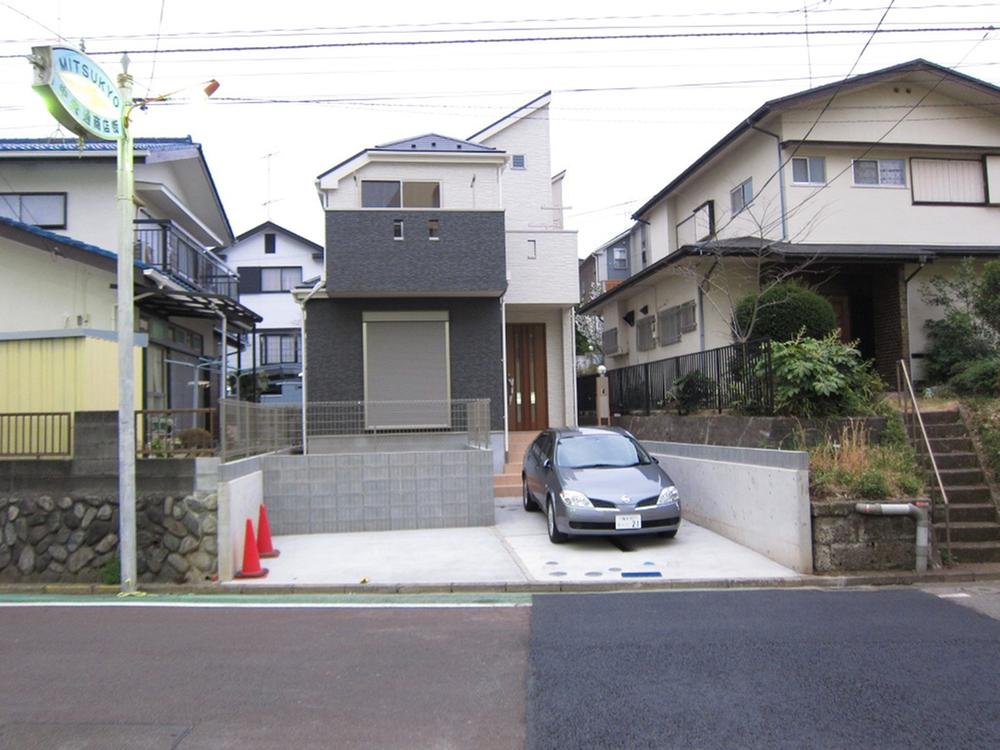 Local appearance photo. Local (March 2013) Shooting