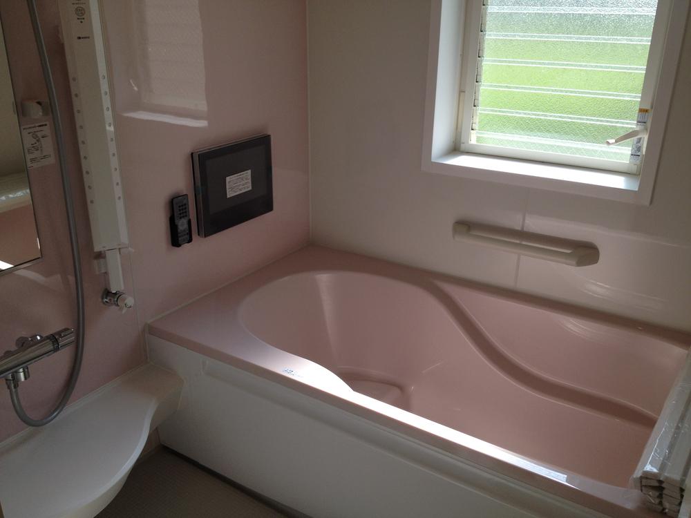 Same specifications photo (bathroom)