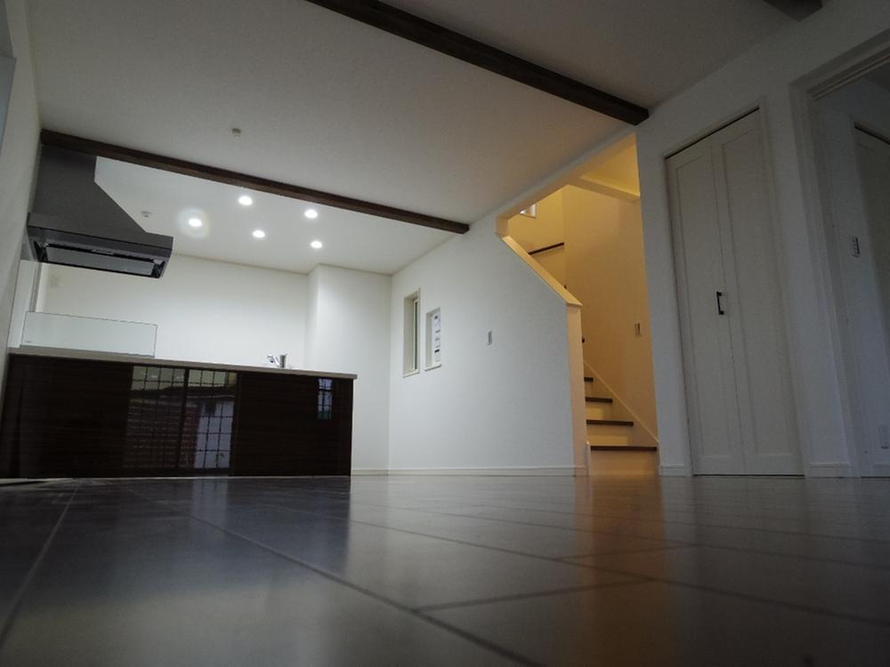 Living. Indoor (12 May 2013) Shooting