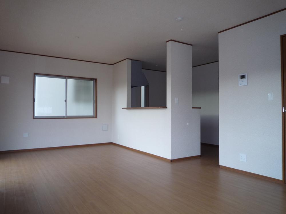 Living. Local (12 May 2013) Shooting