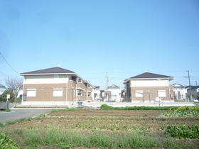 Building appearance. It is on the left I Building. 