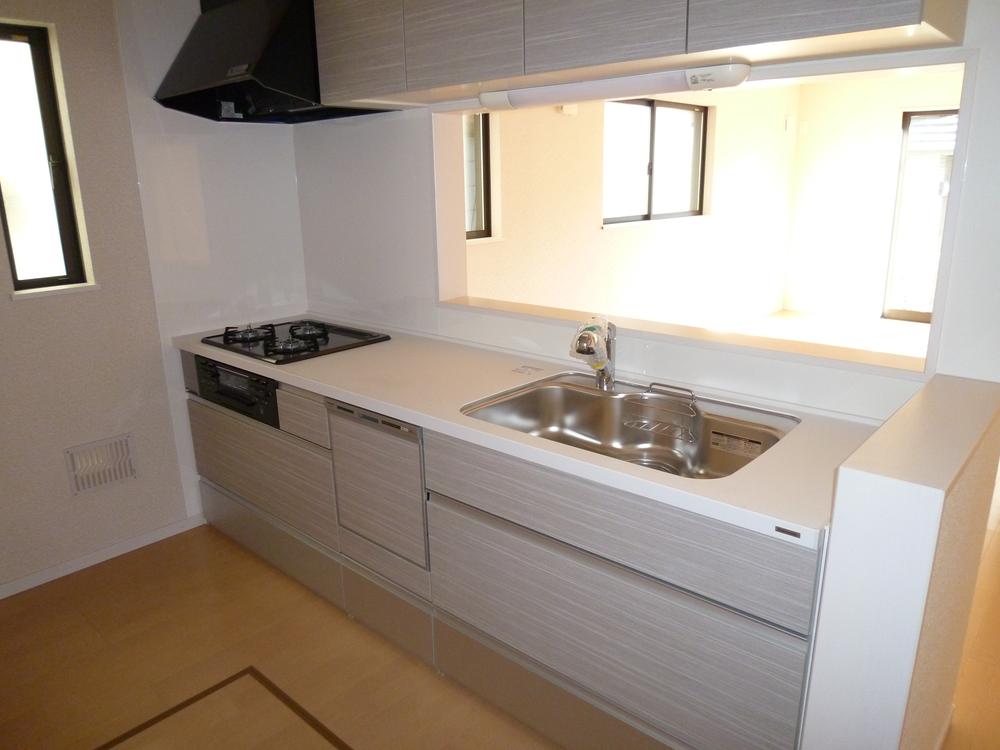 Kitchen. Building 2 Indoor (December 5, 2013) Shooting