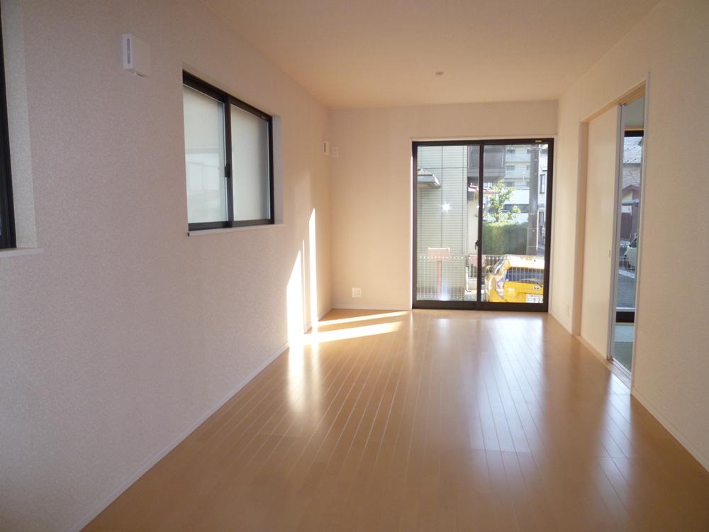 Living. Building 2 Indoor (December 5, 2013) Shooting