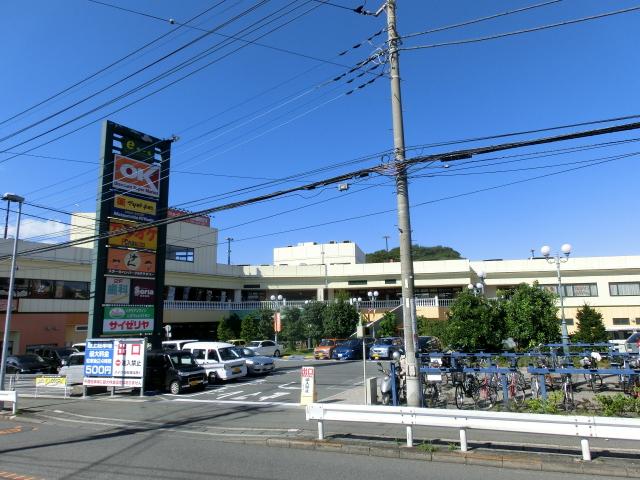 Shopping centre. 250m Okay store to e Mall, Matsukiyo, 100 yen shop such as shopping facilities are enriched!