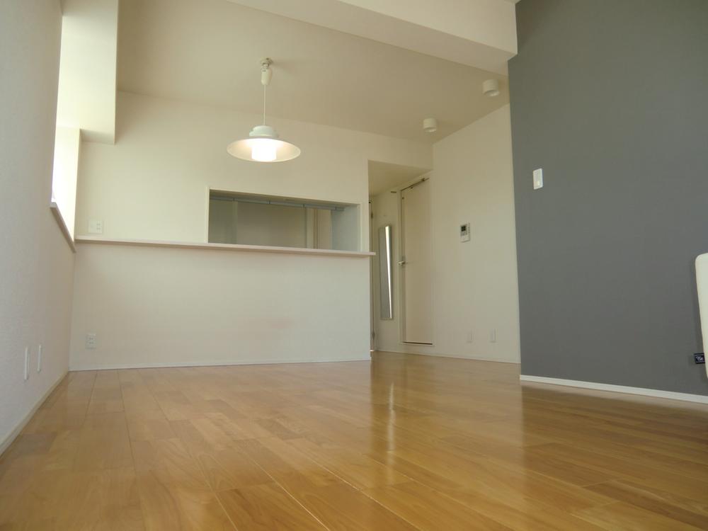 Living. Indoor (11 May 2013) Shooting