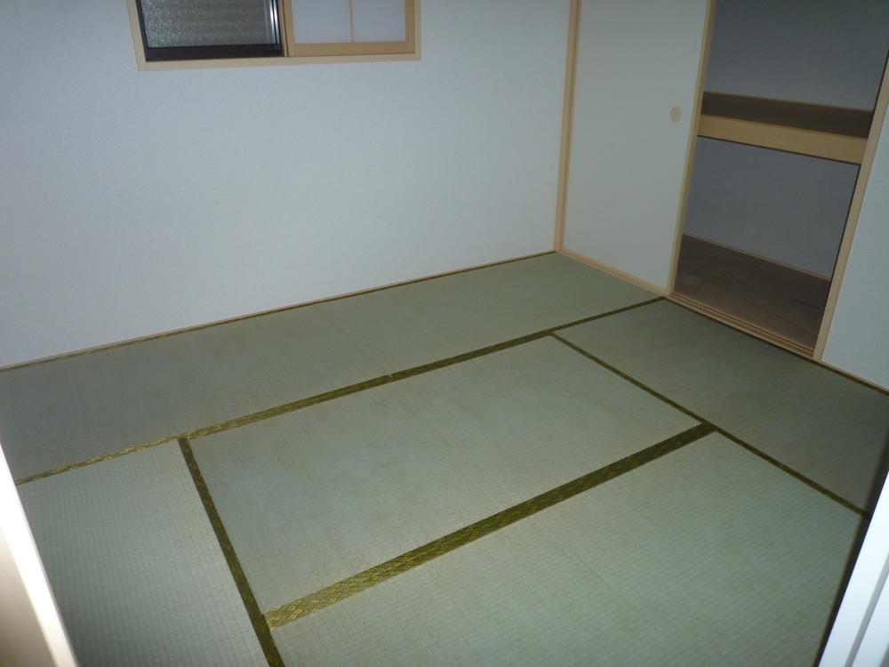 Non-living room. Calm Japanese-style room
